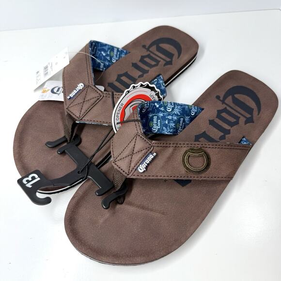 Corona Men’s Faux Leather Flip Flops Metal Bottle Opener Multiple Sizes NWT - Picture 1 of 3